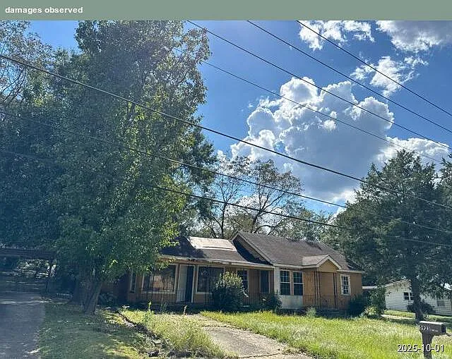 3 bed, 1.0 bath, 1246 sqft, $595 — Photo 2