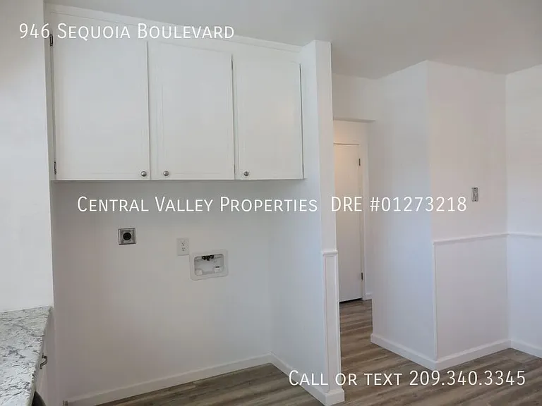 946 Sequoia Blvd — Photo 7
