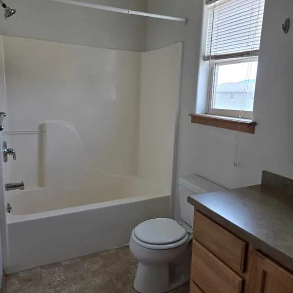 805 E Riggs St #3 — Photo 4