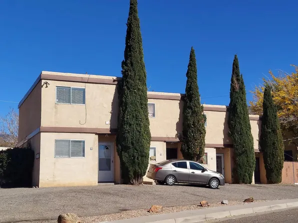 1700 Hiawatha Dr NE #A, Albuquerque, NM 87112