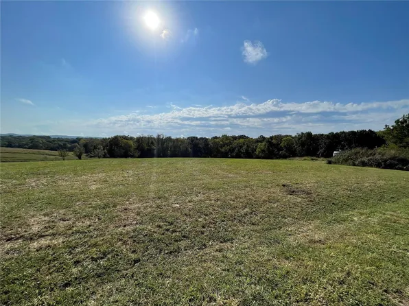 150 Skyview Ln, Labadie, MO 63055