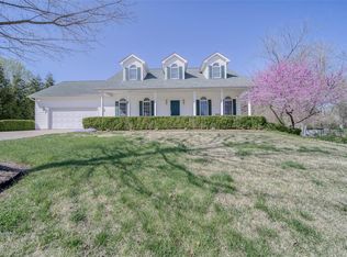 907 Winchester Dr, Rolla, MO 65401