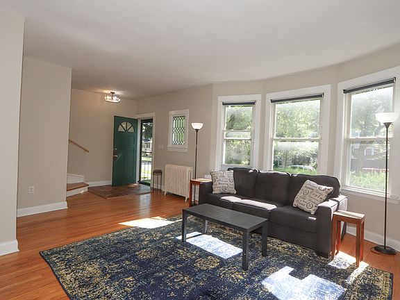 3rd image of 745 S Taylor Ave