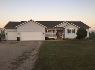 18054 457th Ave, Morris, MN 56267