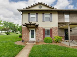 37 Park Charles Blvd S APT D, Saint Peters, MO 63376