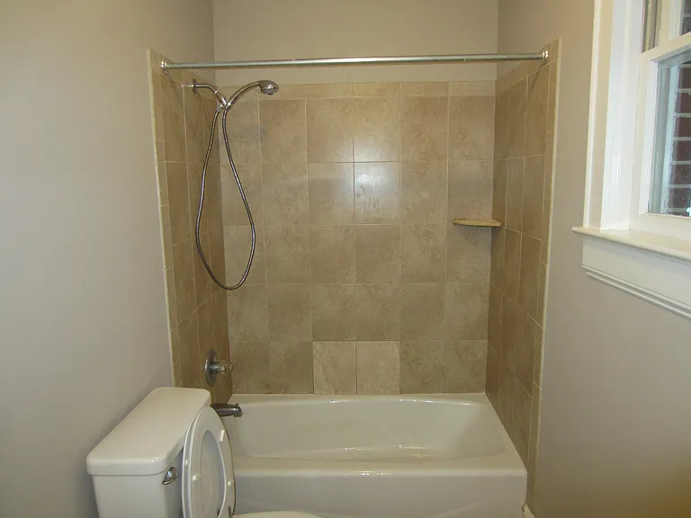 728 Lafayette Ave — Photo 14
