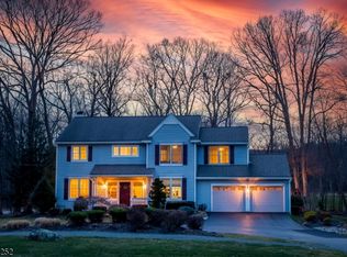 55 Schoolhouse Rd, Oak Ridge, NJ 07438