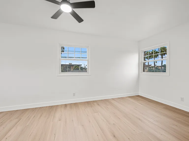 868 Emerald St #870.5 — Photo 11