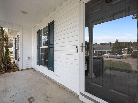 4th image of 5015 Croftwood Dr