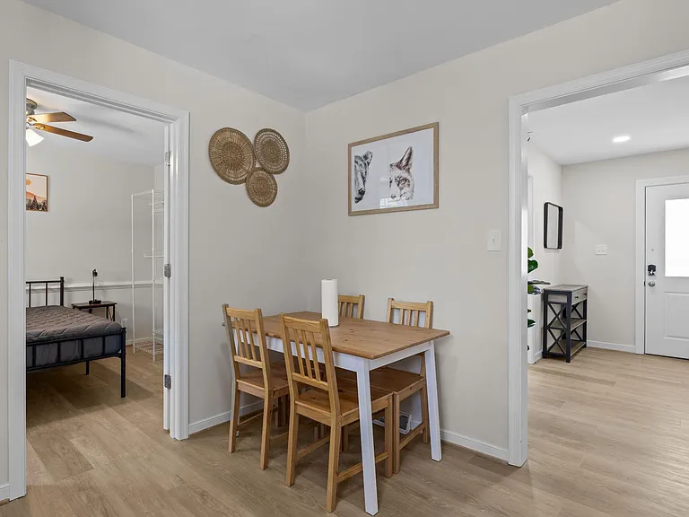 Kitchen dining table