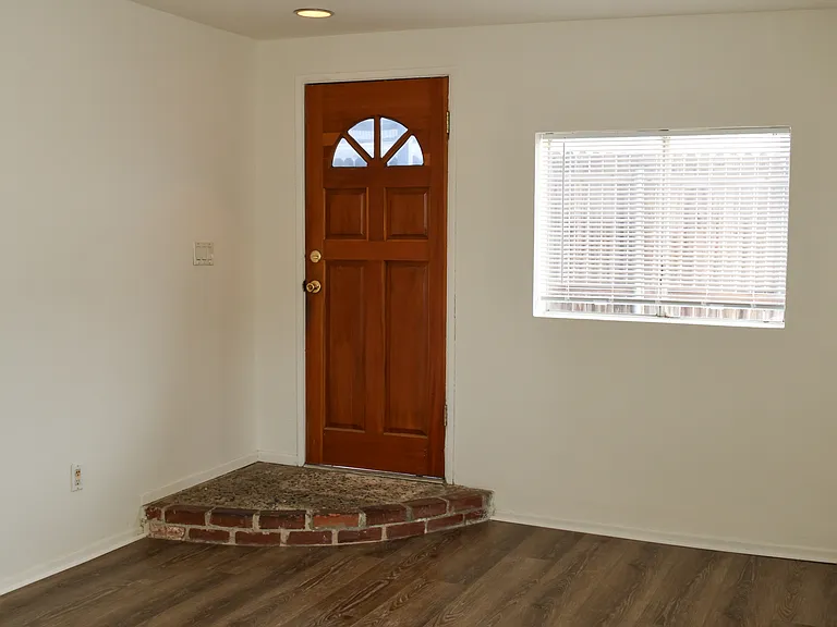 4476 Apricot Rd #C — Photo 6