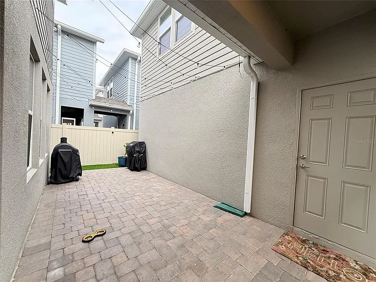 16318 Honey Harvest St — Photo 23