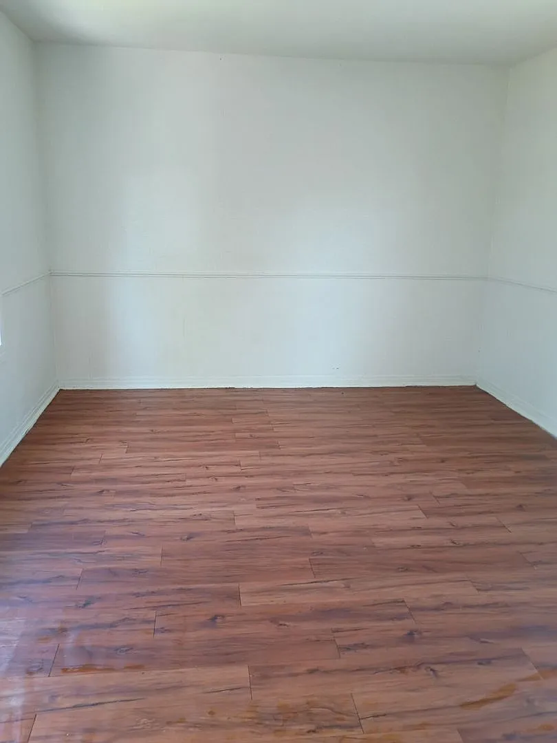 Efficiency for Rent — Photo 3