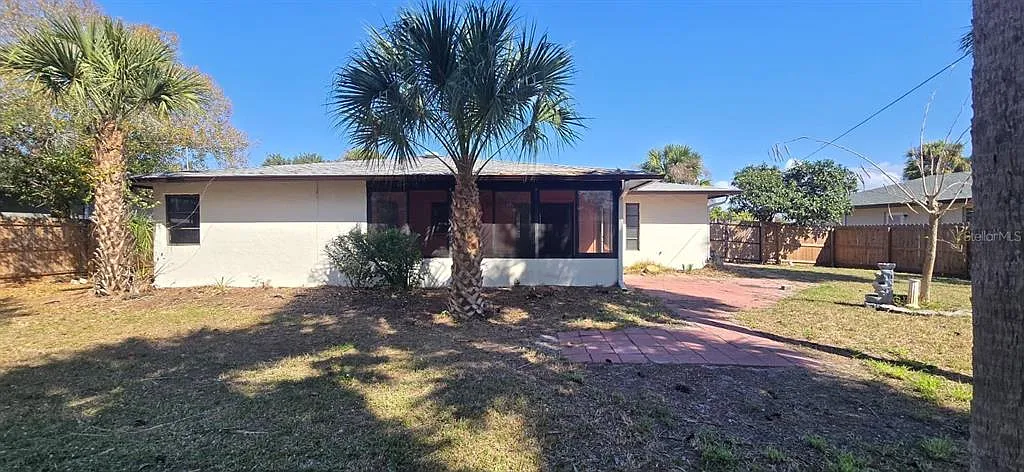 2 bed, 2.0 bath, 1150 sqft, $1,775 — Photo 2