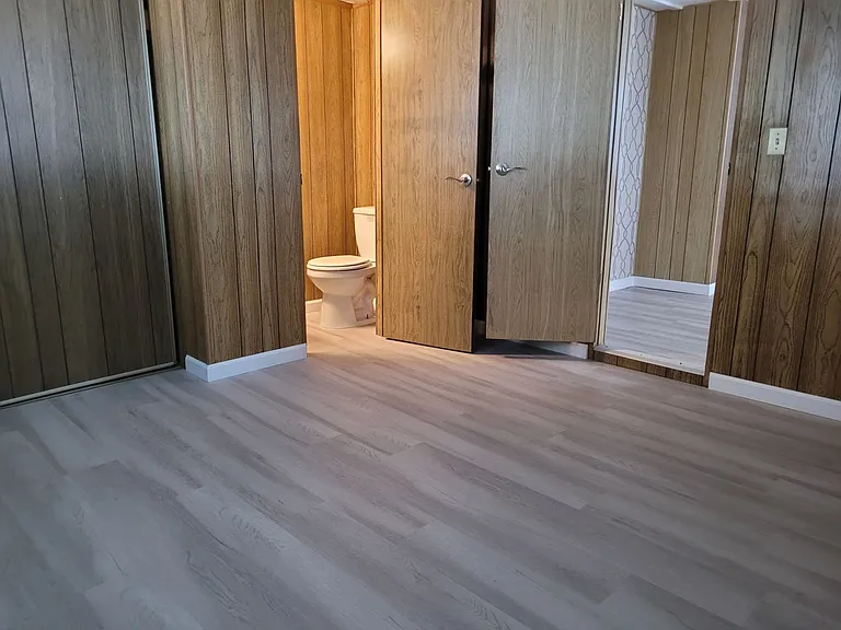 620 Silver Ln — Photo 21