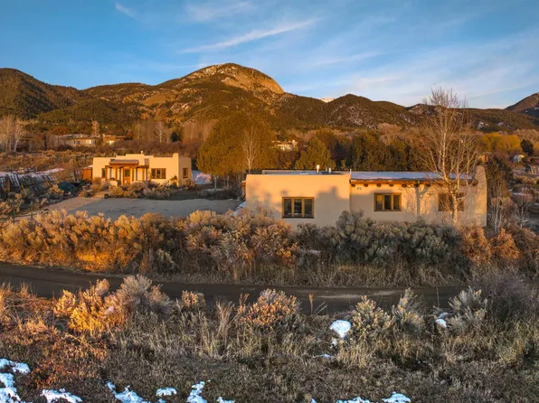 31-33 Juan De Dois Rd, El Prado, NM 87529