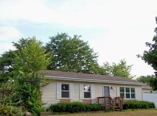 407 Creeping Brook Cir, Dewitt, MI 48820