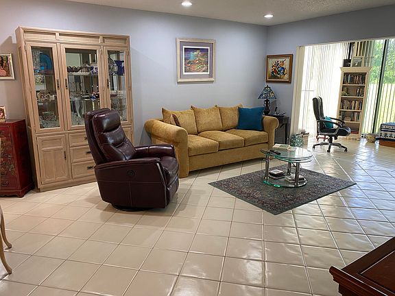 Home For Sale In Pines