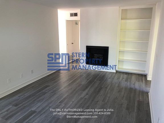 5th image of 408 N Venice Blvd #B