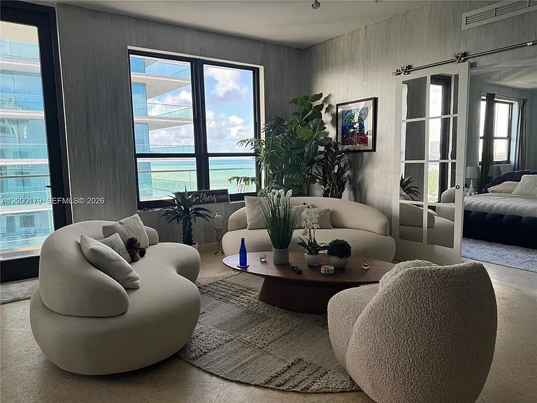 10185 Collins Ave #Penthouse 20 — Photo 10