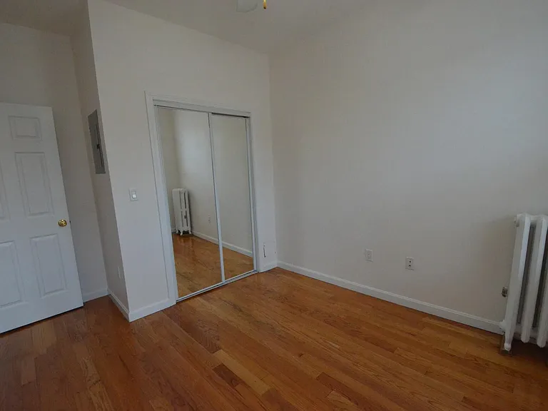 58 Westland Ave #27 — Photo 2