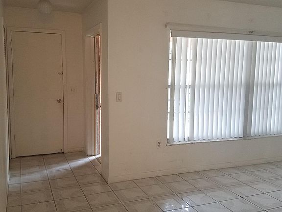 3rd image of 1332 Boreas Dr
