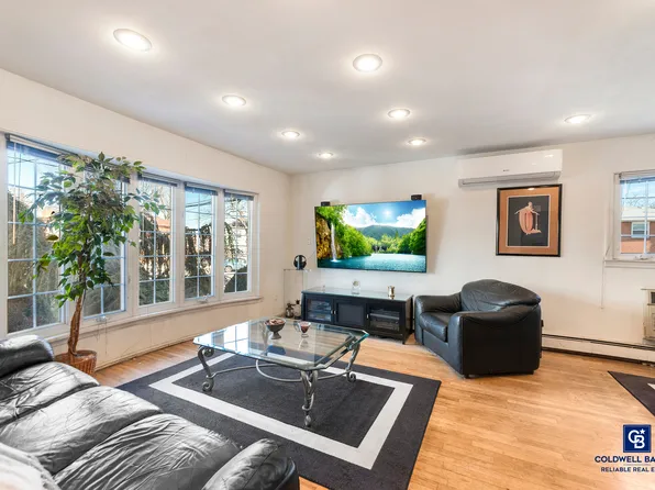 155-30 99th Street image 17 of 40