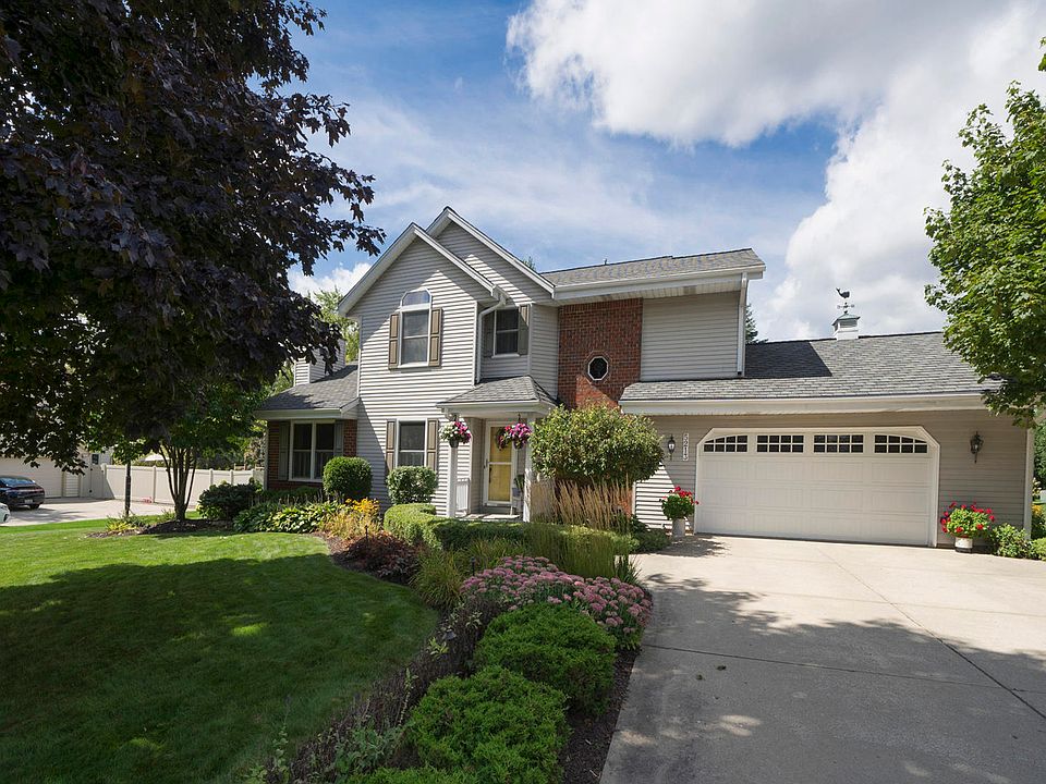 1st image of 5213 Robinwood Ln