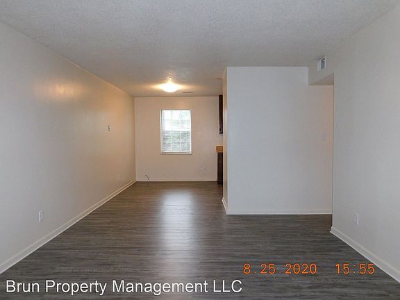 4th image of 128 Lynnwood Dr #2