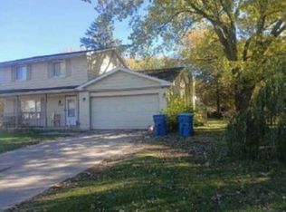7439 Ponderosa Dr, Swartz Creek, MI 48473