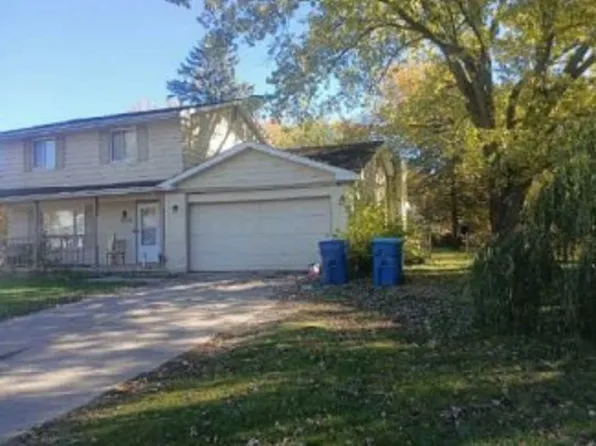 7439 Ponderosa Dr, Swartz Creek, MI 48473