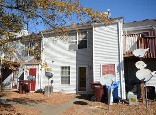 3339 Clover Meadows Dr, Chesapeake, VA 23321