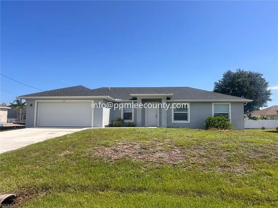 101 NW 25th St