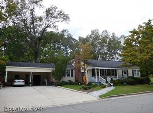 415 N Stewart St, Raeford, NC 28376