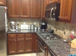 3047 W Vine Ave, Visalia, CA 93291