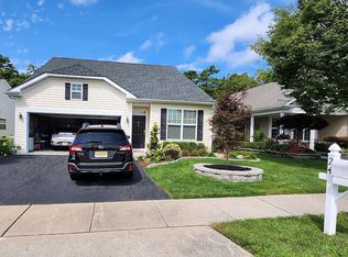 24 Winthrop Dr, Jackson, NJ 08527