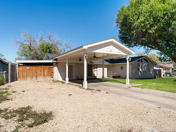 2nd image of 5815 CASTLE BROOK DR
