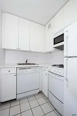 Sold by Akam Sales and Brokerage | media 12