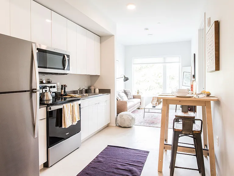 Lyra Apartments — Photo 7