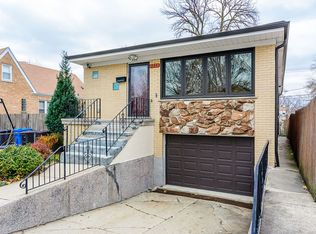 3323 N Oriole Ave, Chicago, IL 60634