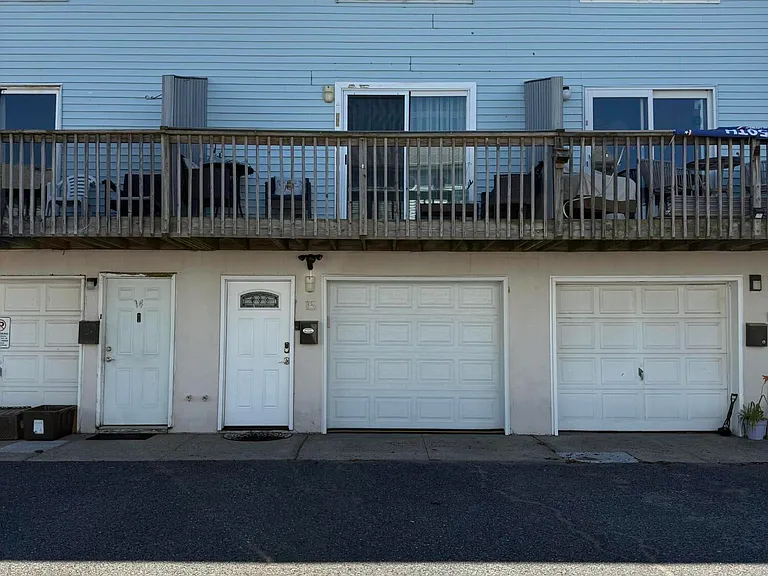 15 Beachway Ave #10 — Photo 6