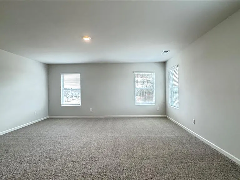 56 Thompson Ridge Ln — Photo 41