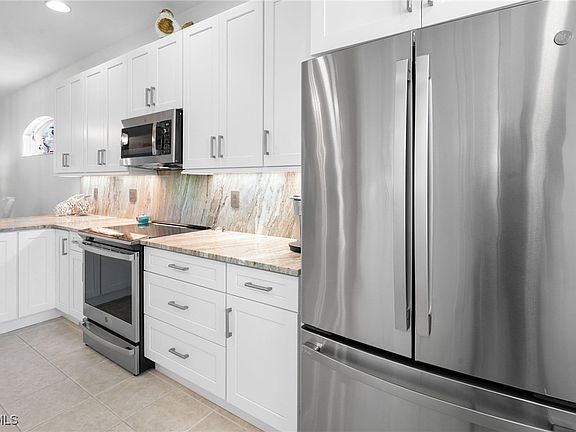 5th image of 8332 Langshire Way