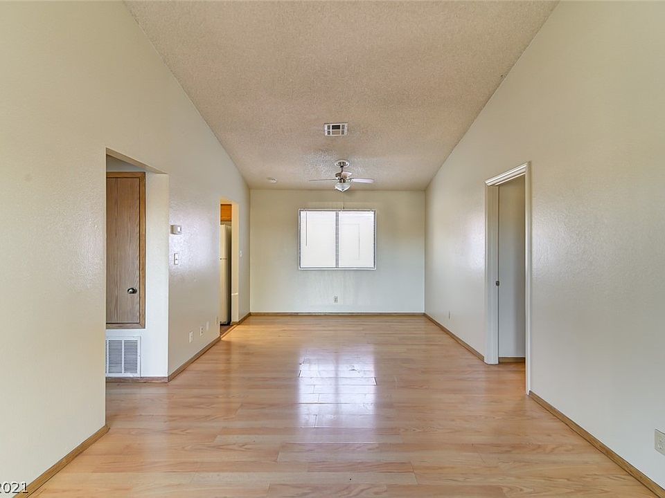 2 br, 2 bath House - 3155 Plumwood Lane #201 - House Rental in North Las  Vegas, NV