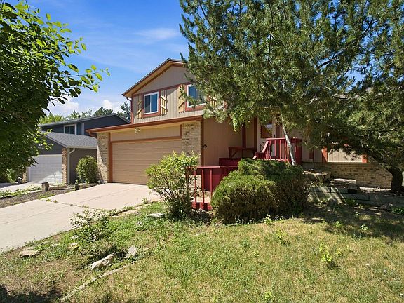 2nd image of 9620 W 105th Pl