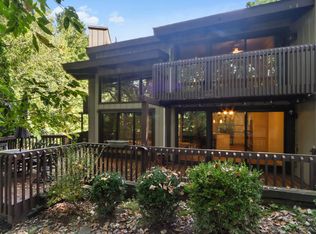 Abbey Hill, Fontana, WI 53125