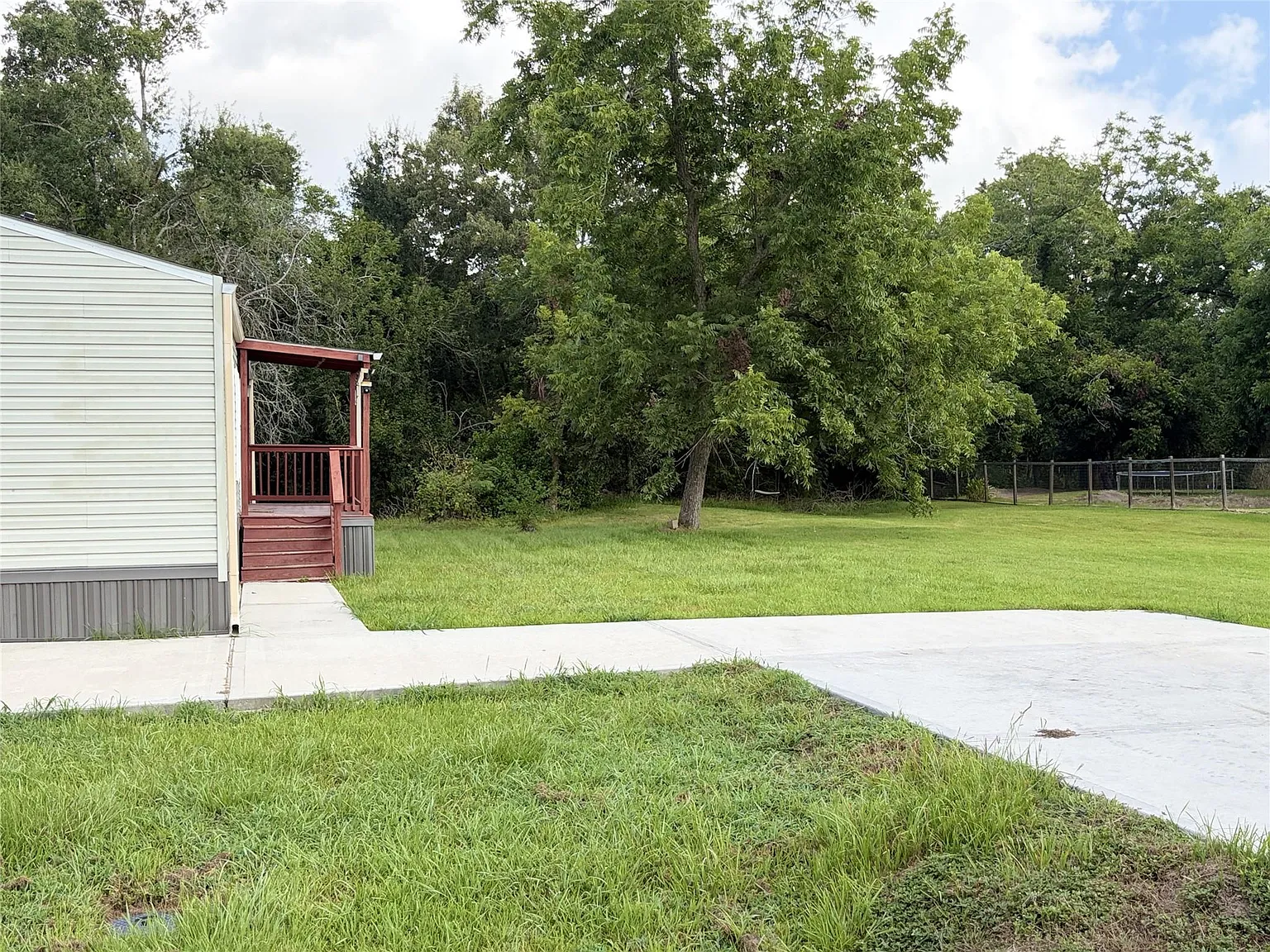 3 bed, 2.0 bath, 1152 sqft, $1,500 — Photo 4