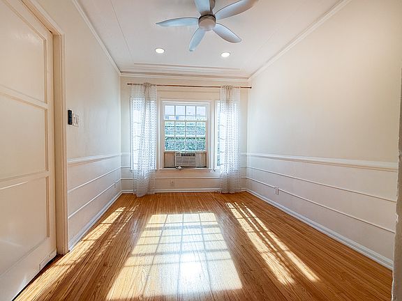 4th image of 5628 W 6th St #5628