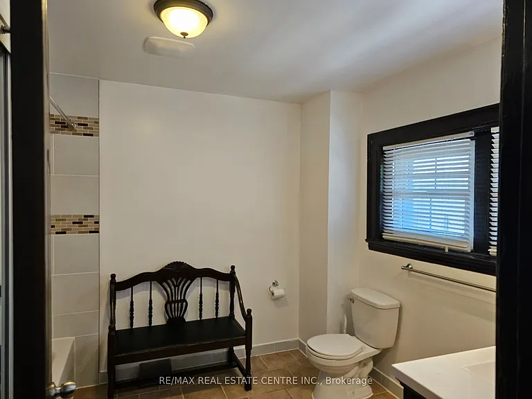 1 Mill St #1 — Photo 33
