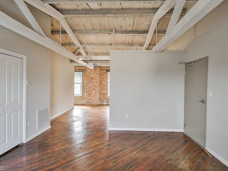 114 Front St #302 — Photo 9